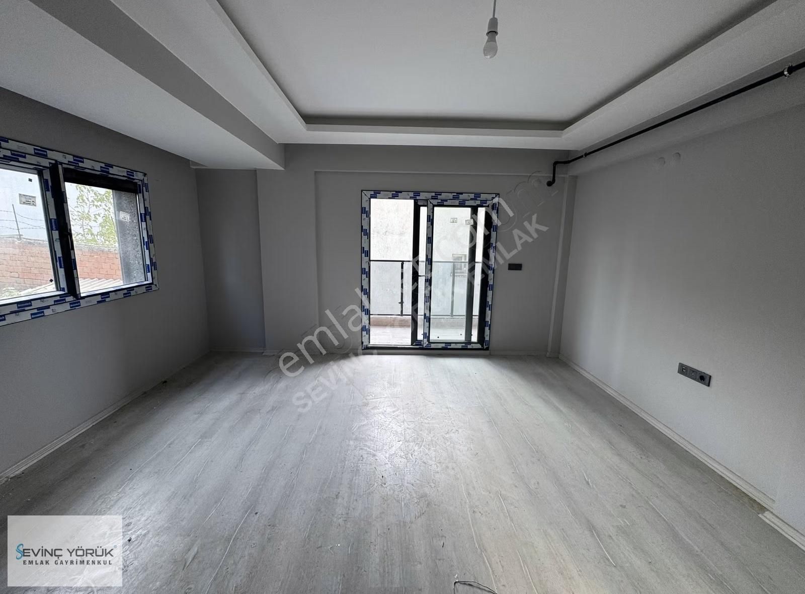 Menemen Devlet Hastanesi Yanı Kiralık Sıfır 1+1 Daire - Görsel 5