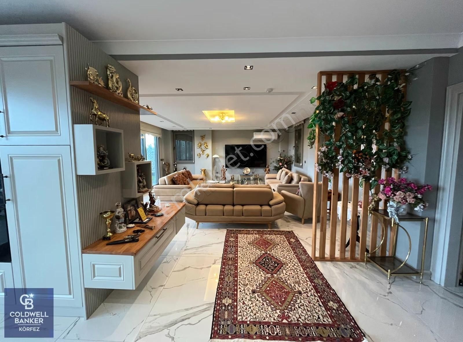 Güre'de Tam Müstakil, Full Eşyalı Triplex Villa - Görsel 23