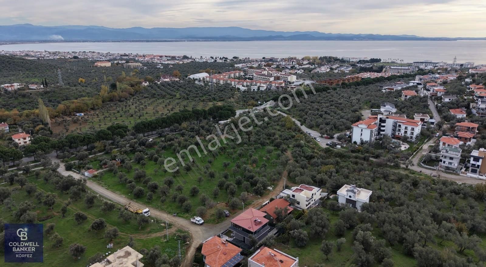 Güre'de Tam Müstakil, Full Eşyalı Triplex Villa - Görsel 18