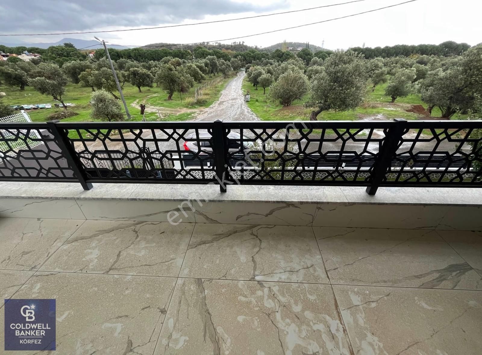 Güre'de Tam Müstakil, Full Eşyalı Triplex Villa - Görsel 4