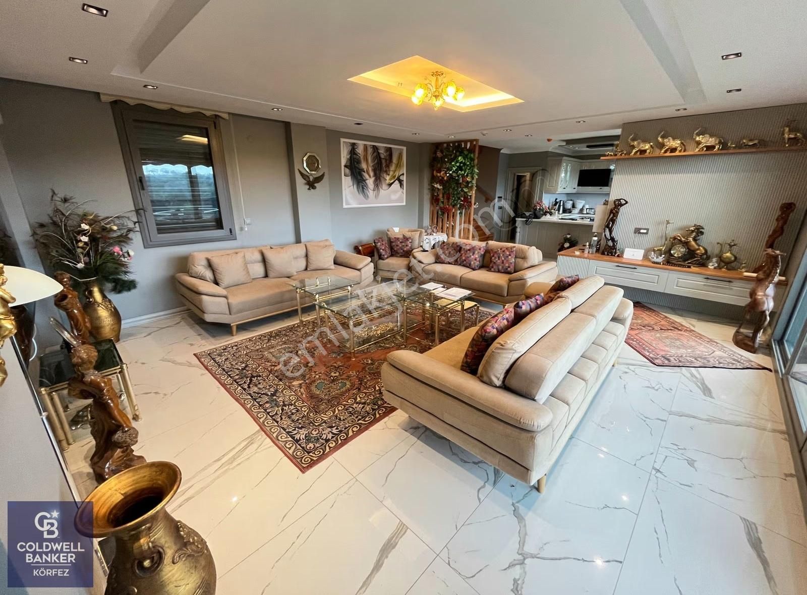 Güre'de Tam Müstakil, Full Eşyalı Triplex Villa - Görsel 30