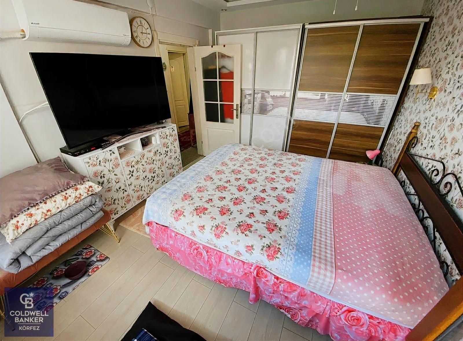 Havacılar Mevkiinde Havuzlu Sitede 5+1 Triplex Villa - Görsel 13