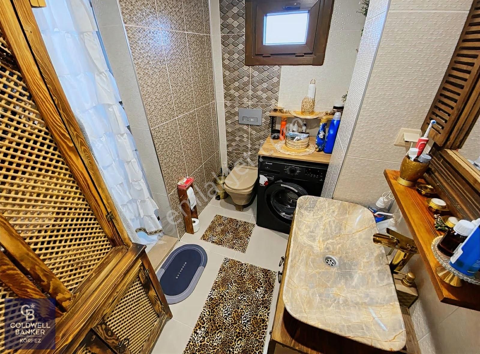 Havacılar Mevkiinde Havuzlu Sitede 5+1 Triplex Villa - Görsel 22