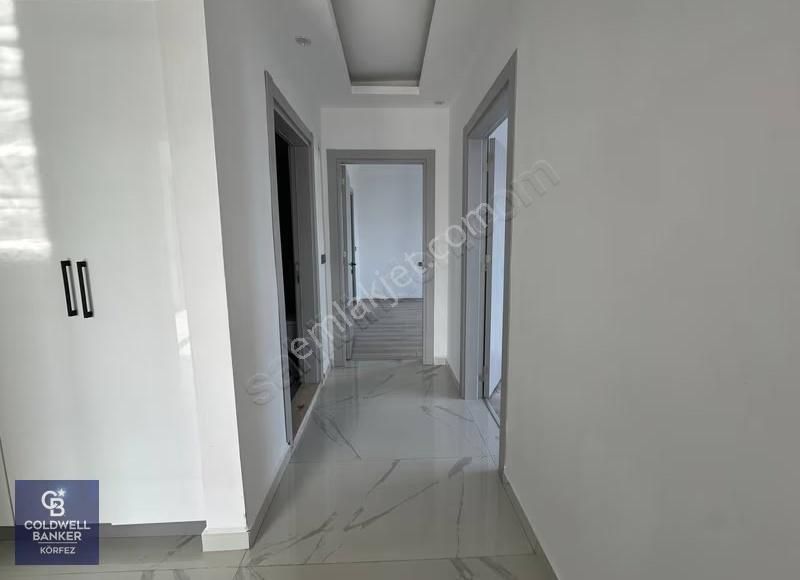 Burhaniye'de Kiralık 2+1 Daire - Görsel 7