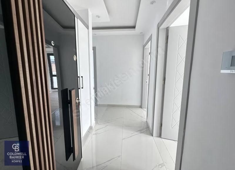 Burhaniye'de Kiralık 2+1 Daire - Görsel 3