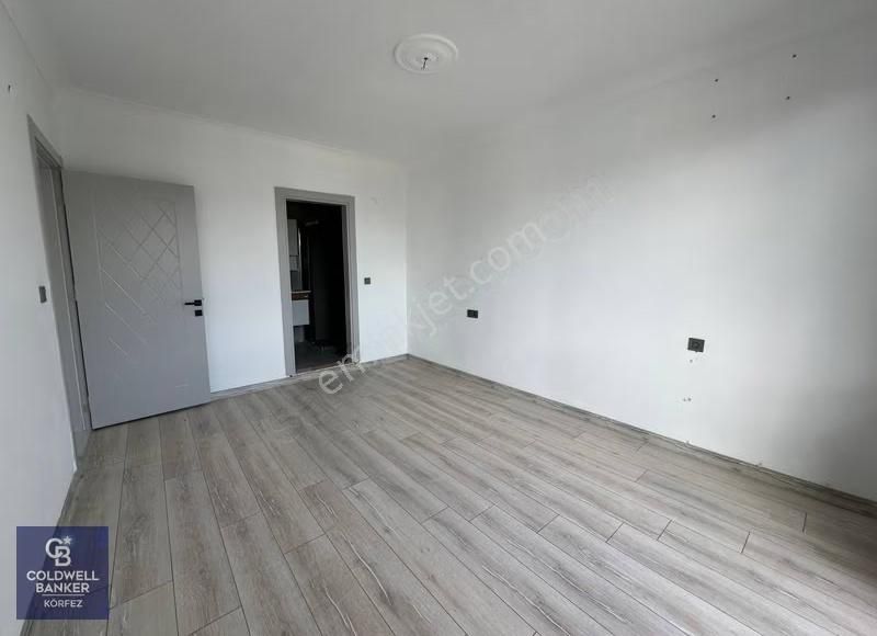 Burhaniye'de Kiralık 2+1 Daire - Görsel 4