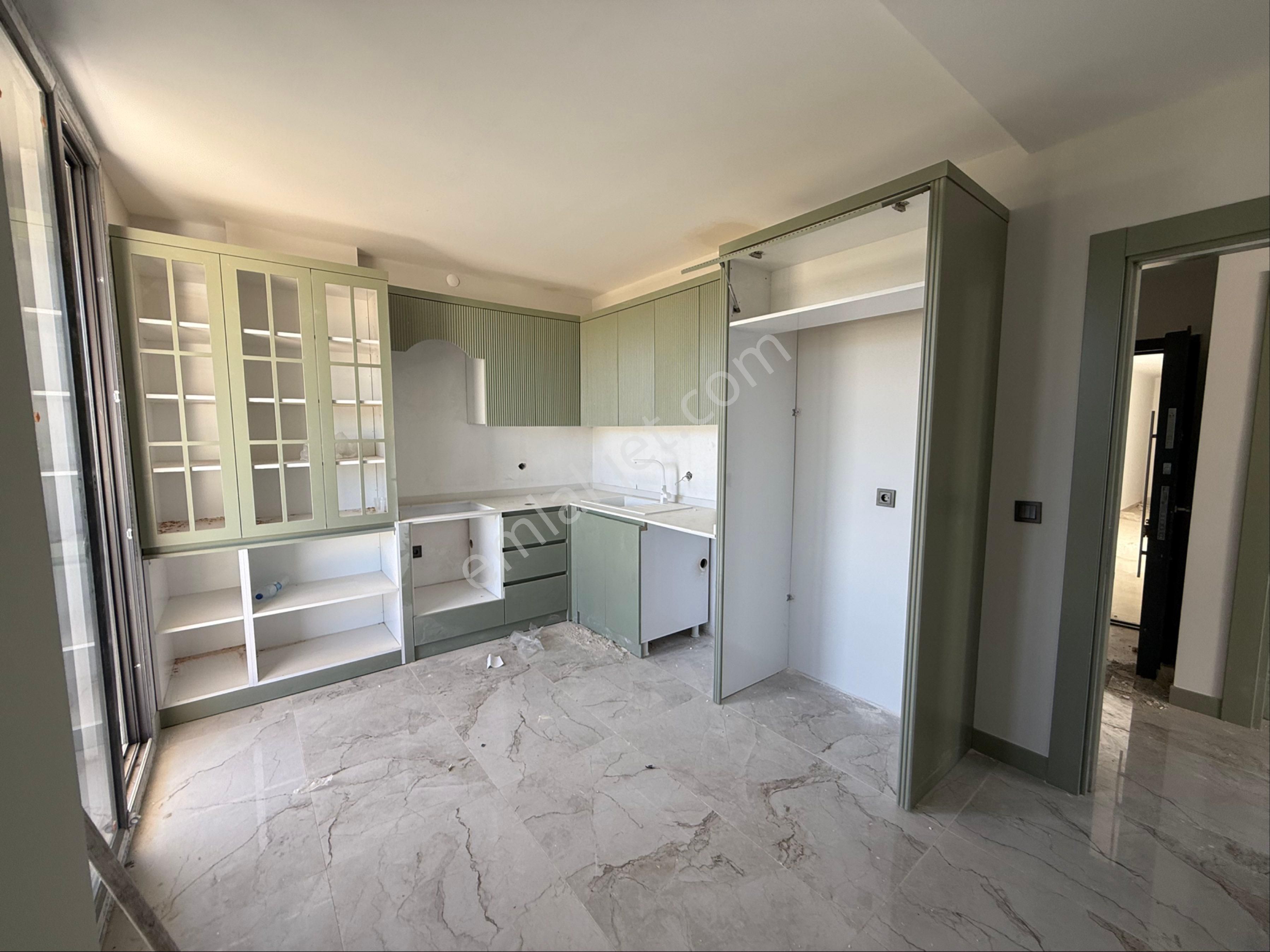 Alanya Payallar’da Satılık 3+1 Ayrı Mutfak Dubleks Daire