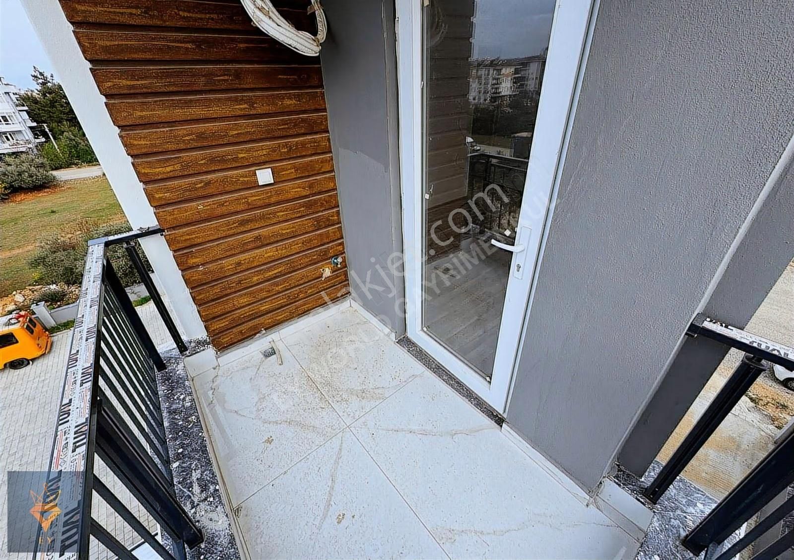 Kepez Varsak Aydoğmuş'da Ara Kata 2+1 Havuzlu Çift Balkonlu - Görsel 20