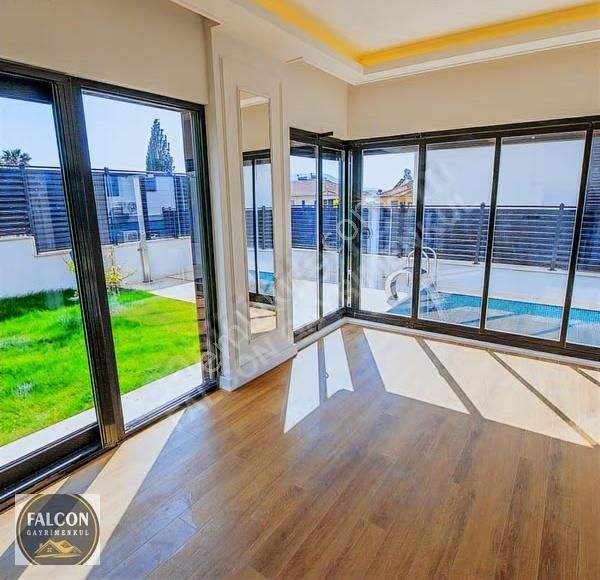 Falcon Dan Fırsat 4+1 Villa - Görsel 12