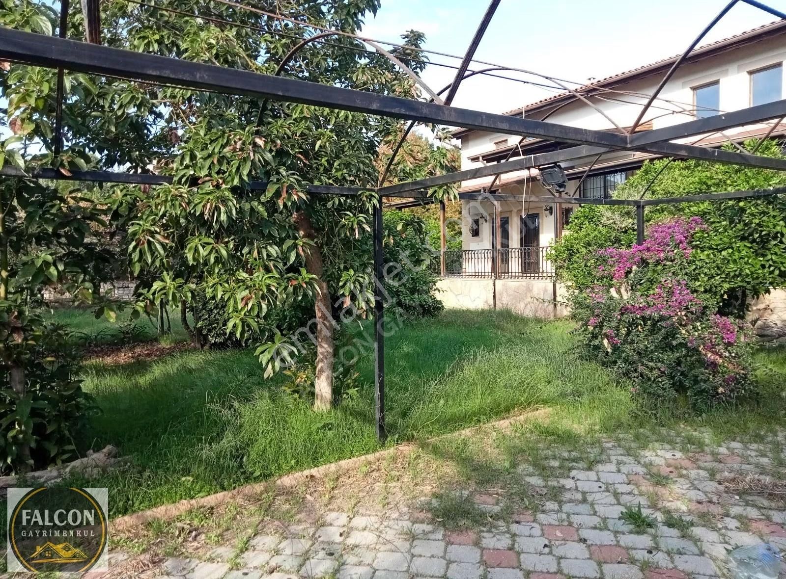 Falcon Dan Akarca Da Fırsat 714m²arsa - Görsel 3