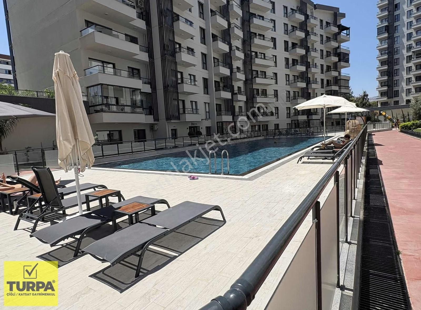 Bornova Parkyaşam Sitesinde Özel Konumlu 1+1 Kiralık Daire - Görsel 4