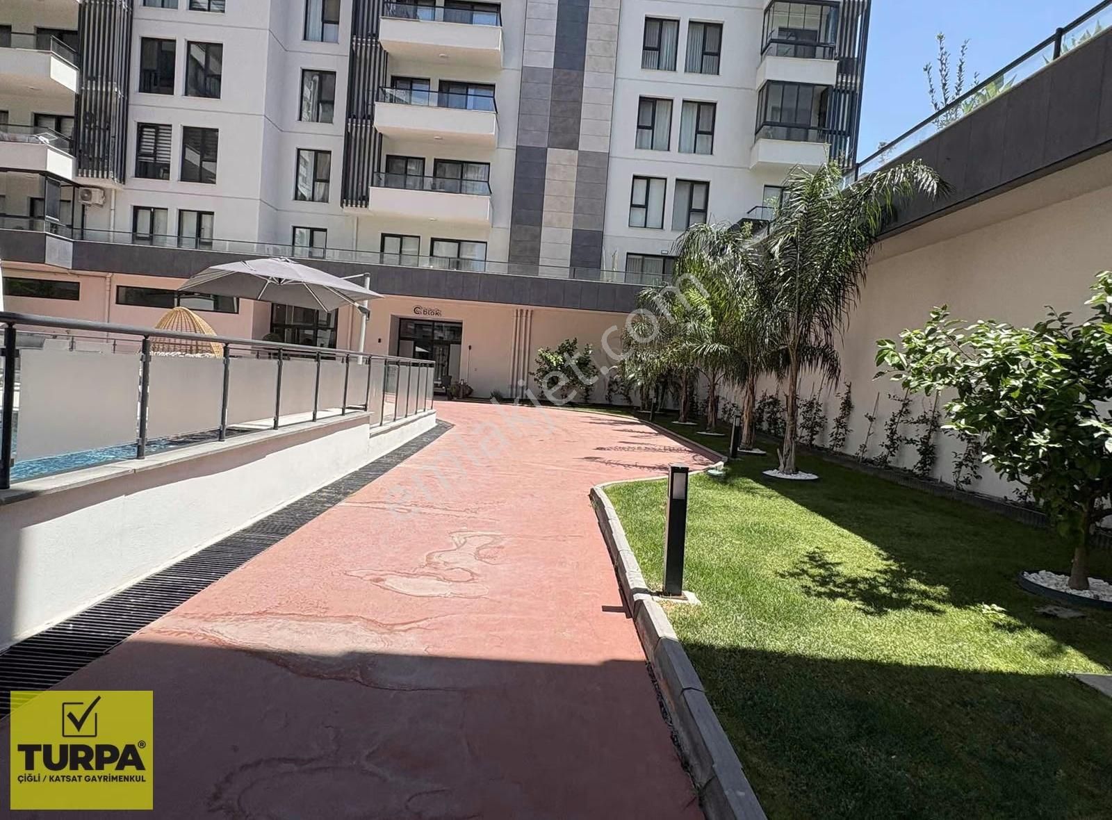 Bornova Parkyaşam Sitesinde Özel Konumlu 1+1 Kiralık Daire - Görsel 19