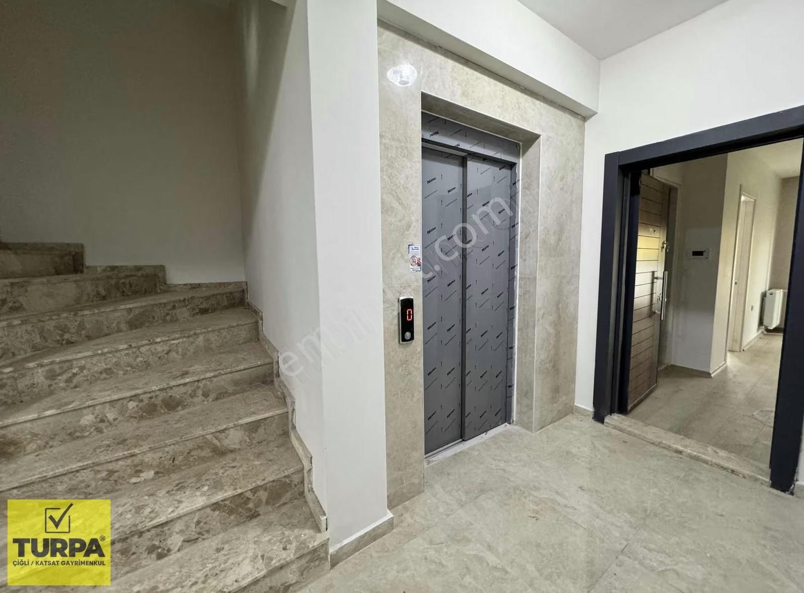 Çiğli Metro Market Arkası Sıfır Kiralık Daire - Görsel 2