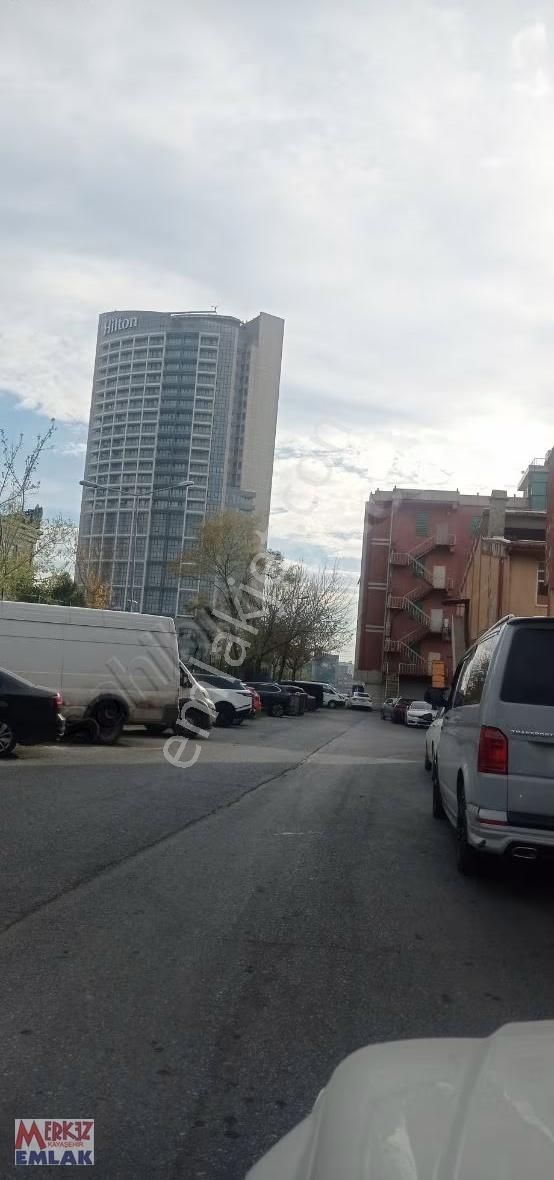 Başakşehir İkitelli Organize Esot Sanayii Sitesinde Satılık Dükk - Görsel 11