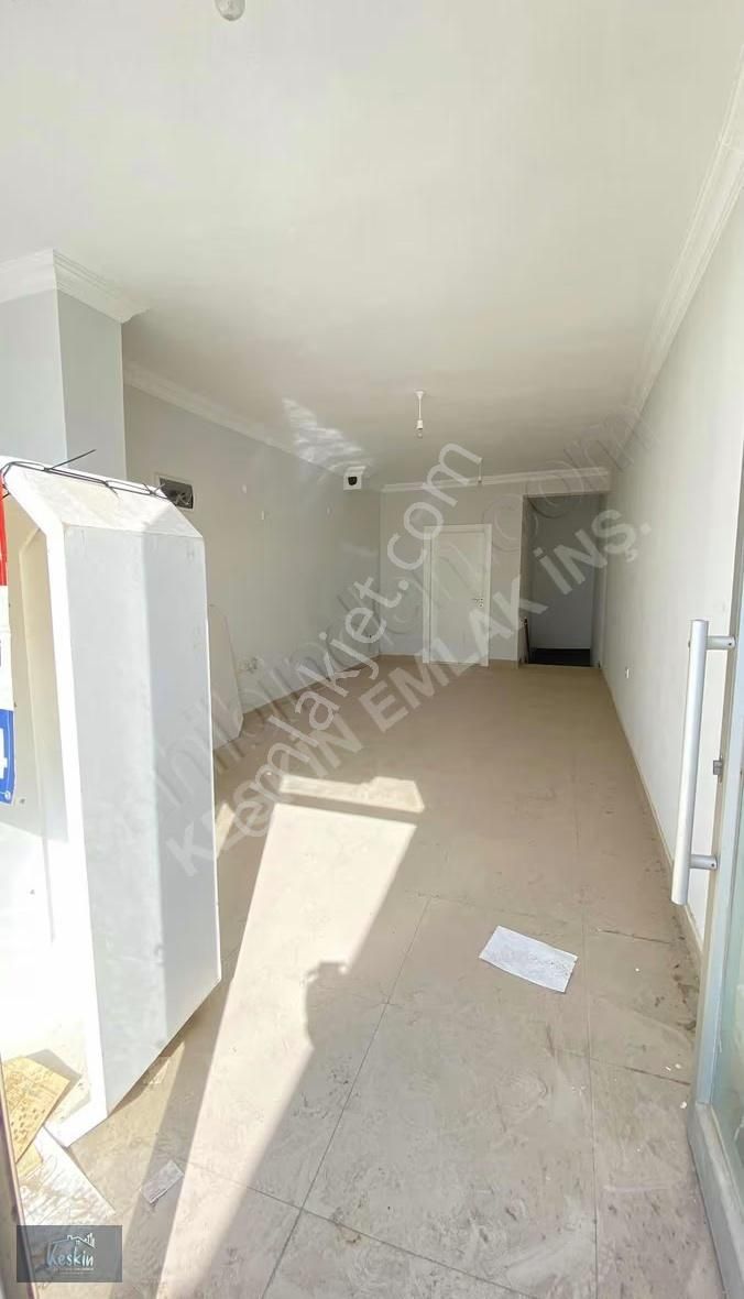 Erenköy Mahallesinde İşlek Yol Üstünde Kiralık Bodrumlu Dükkan - Görsel 6