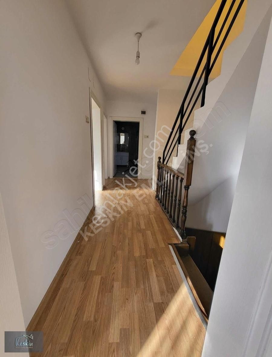 Şehrin İçinde Şehirden Uzak Müstakil 4+1 Dubleks - Görsel 11