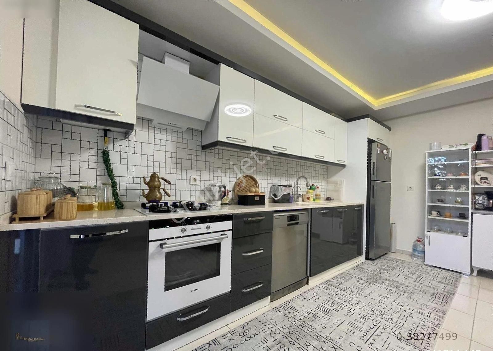 Havuzlu Sitede 3+1 165 M2 Ultra Lüks Satılık - Görsel 10