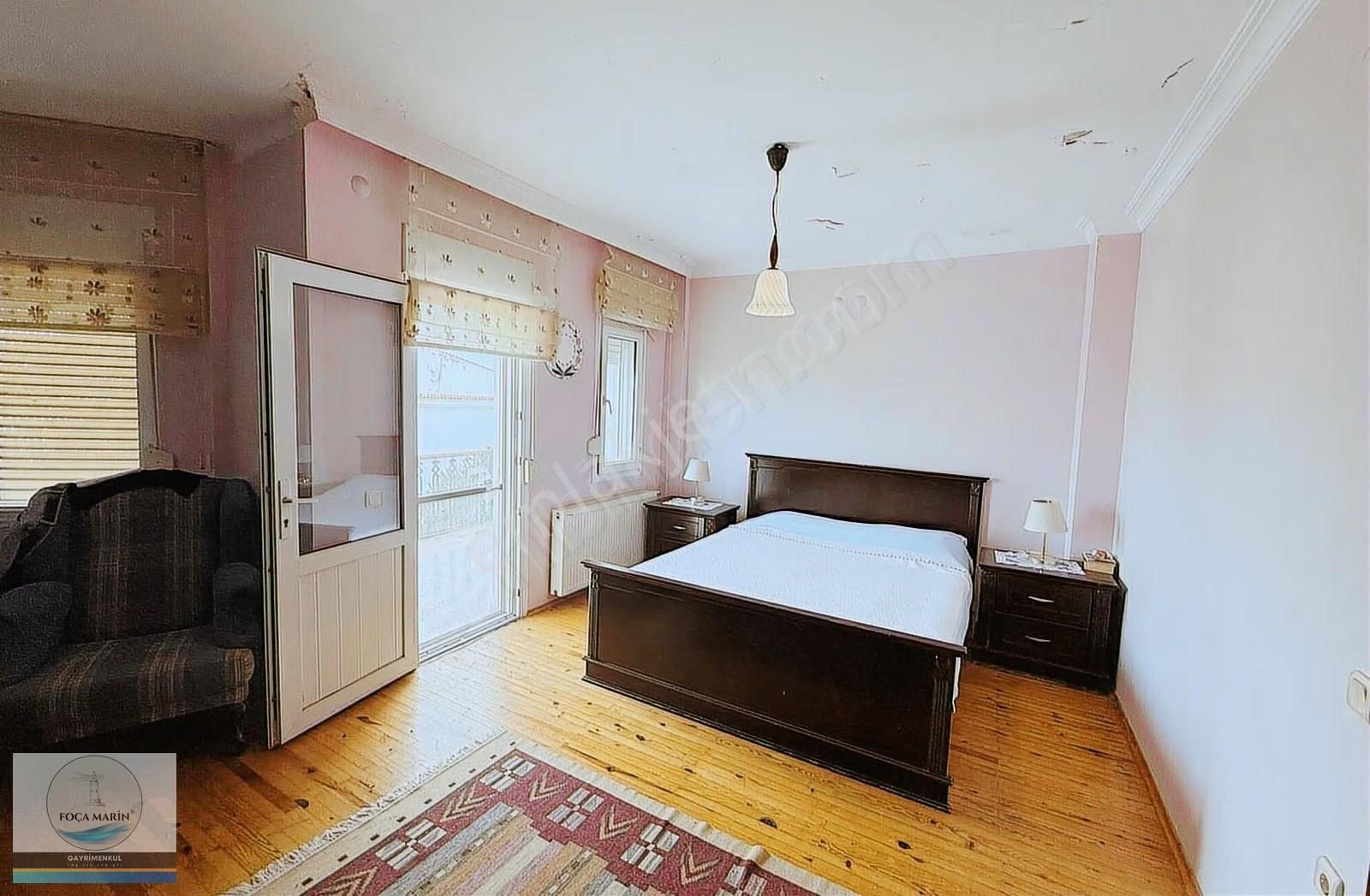 Yenifoça Burunucu'nda Denize Çok Yakın Konumda3+1 Villa - Görsel 15