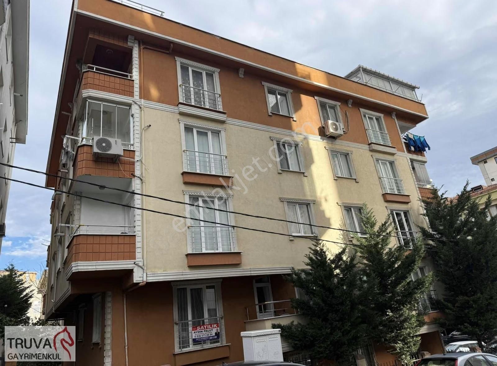 Ümraniye Çamlık Mah Asansörlü Balkonlu 2+1 Satılık Daire - Görsel 2