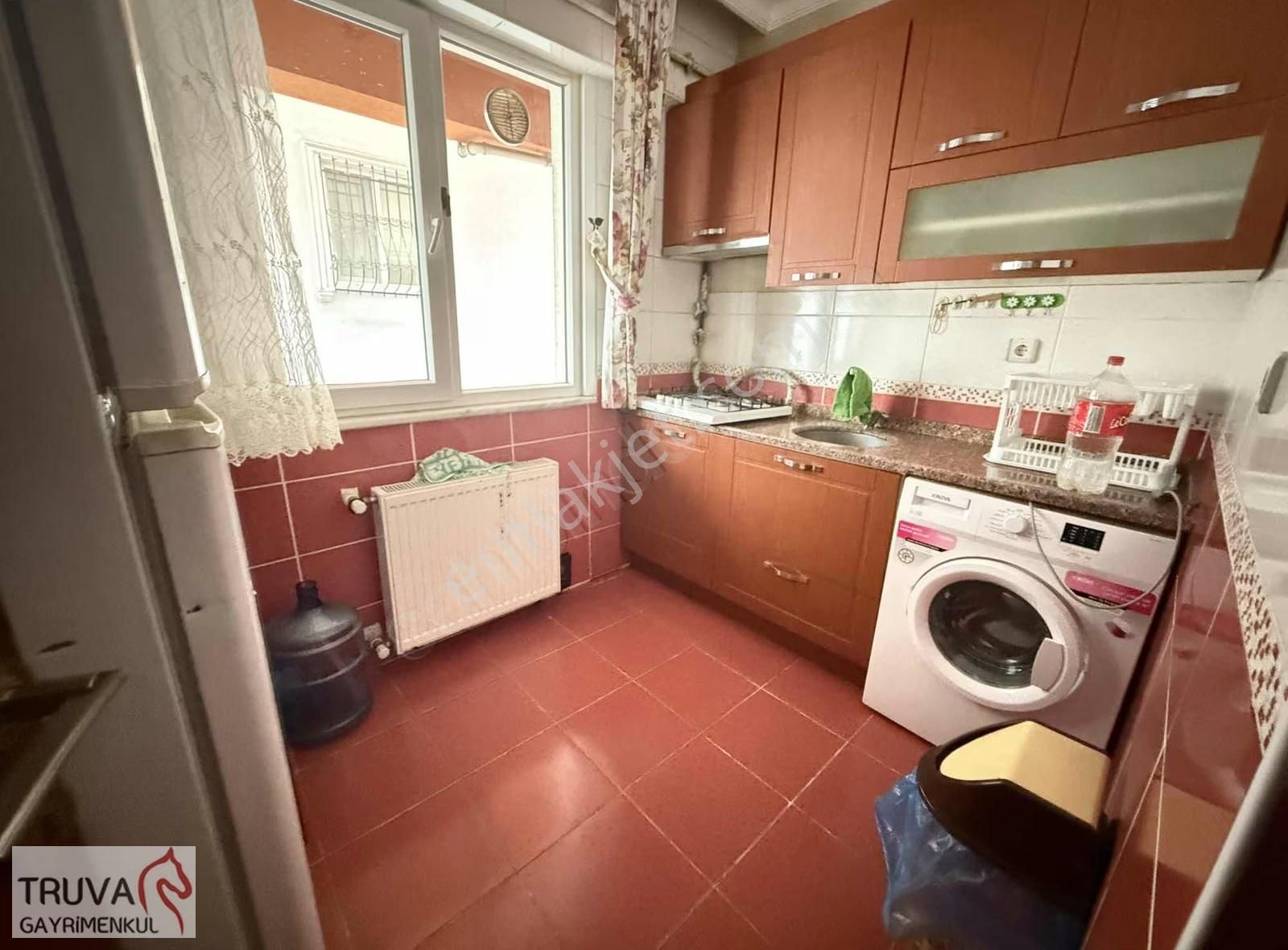 Ümraniye Çamlık Mah Asansörlü Balkonlu 2+1 Satılık Daire - Görsel 7