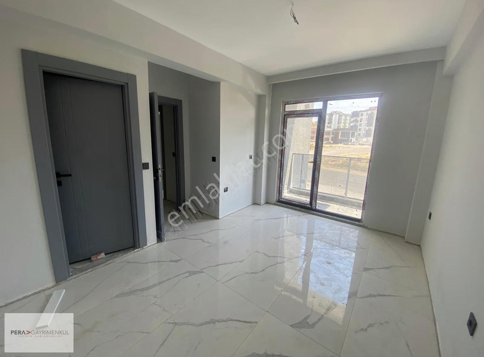 Çanakkale Merkez Esenlerde Havuzlu 3+1 Satılık Daire - Görsel 19