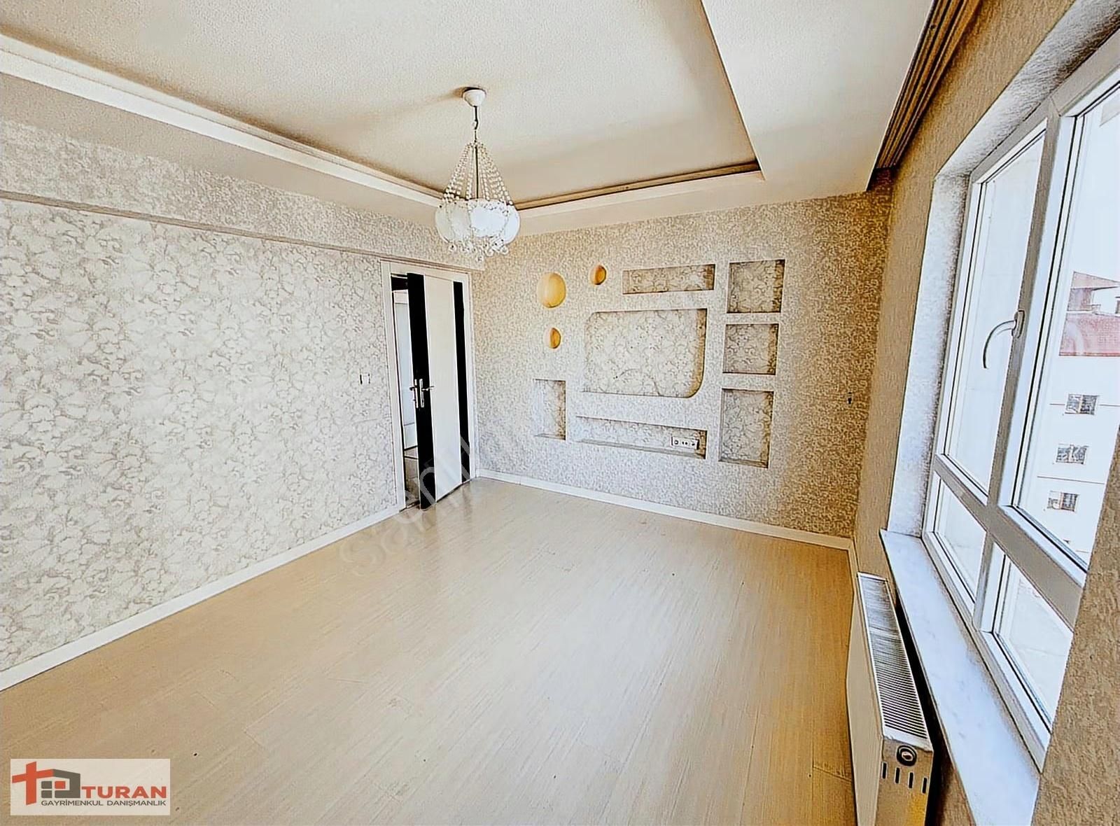 Çiğdemtepe'de Merkezi Konumda Manzaralı Lüks Yapılı Daire - Görsel 5