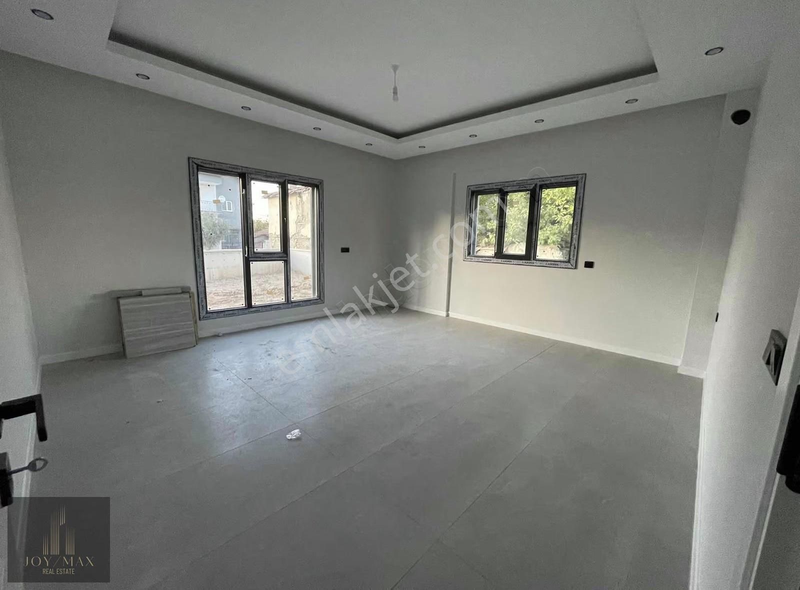 Joy/max'tan Şemıkler'de Cinkaya Bulvarı Yakını 3+1 Lüks Daire