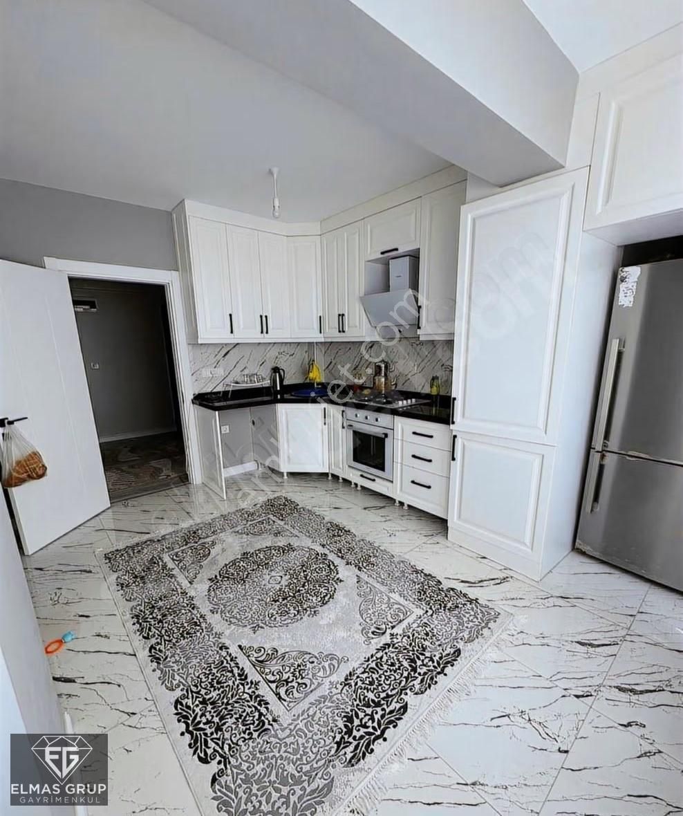 Serdivan Köprübaşı Mahallesinde 3+1 165m2 Satılık Bahçe Dubleks!