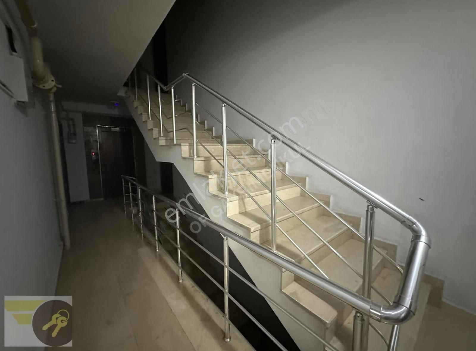 *of Gayrimenkul* İlçe Merkezi Fırsat 140m2 3+1 Site İçi - Görsel 14