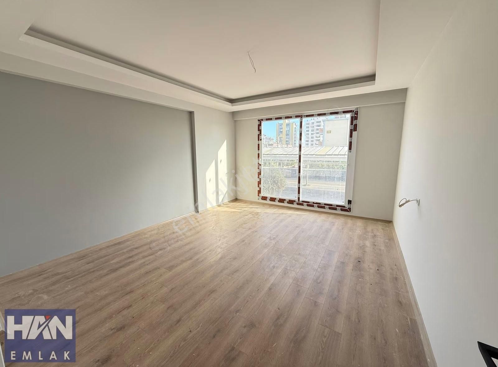 Han Emlak'tan Çeşmeli De Gmk'ya Yakın Havuzlu Site İçi 3+1 - Görsel 10