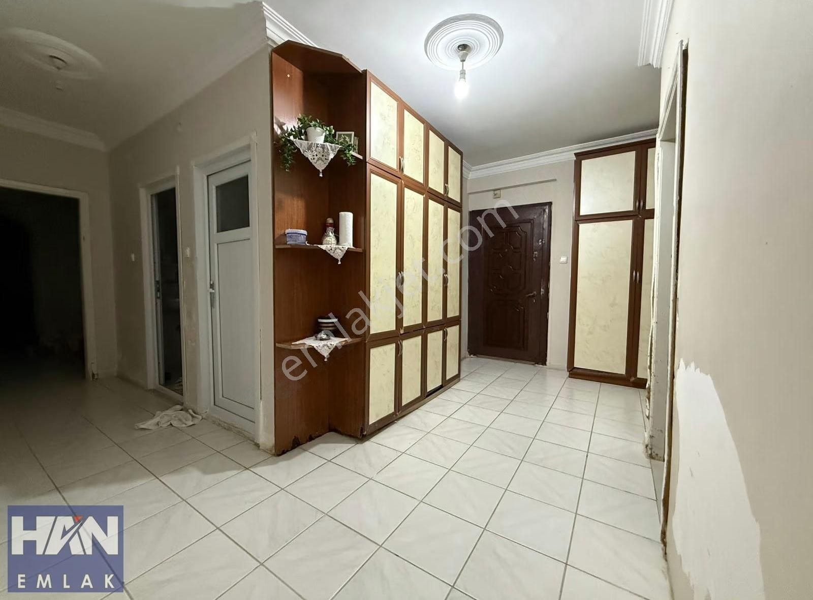 Han Emlaktan Opel Gedizler Civarı Merkezi Konumda Site İçi 3+1 - Görsel 2