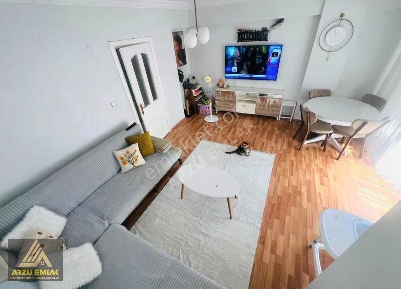 Arzu Emlaktan Yunusemre Mah.satılık2+1 Ebeveyn Banyolu Balkonlu - Görsel 2