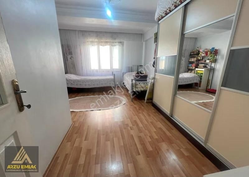 Arzu Emlaktan Yunusemre Mah.satılık2+1 Ebeveyn Banyolu Balkonlu - Görsel 24