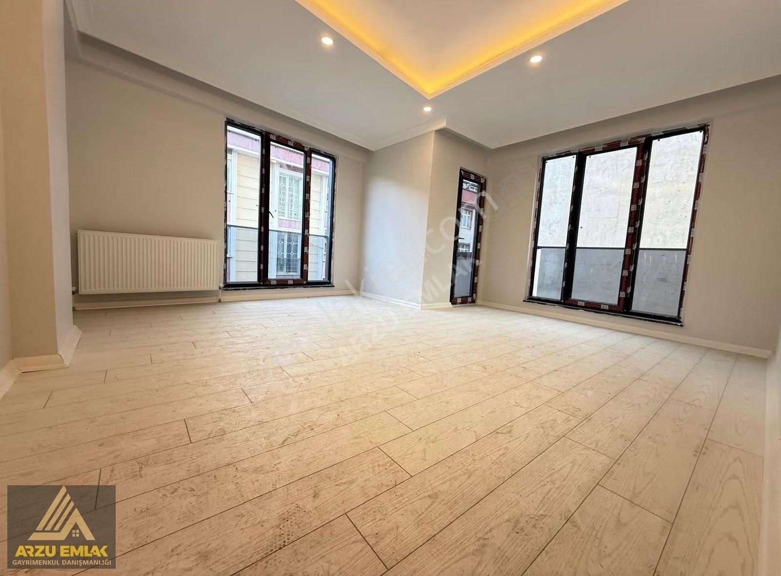 Arzu Emlaktan Zübeydehanım Mah. Satılık 2+1 Sıfır Arakat Daire