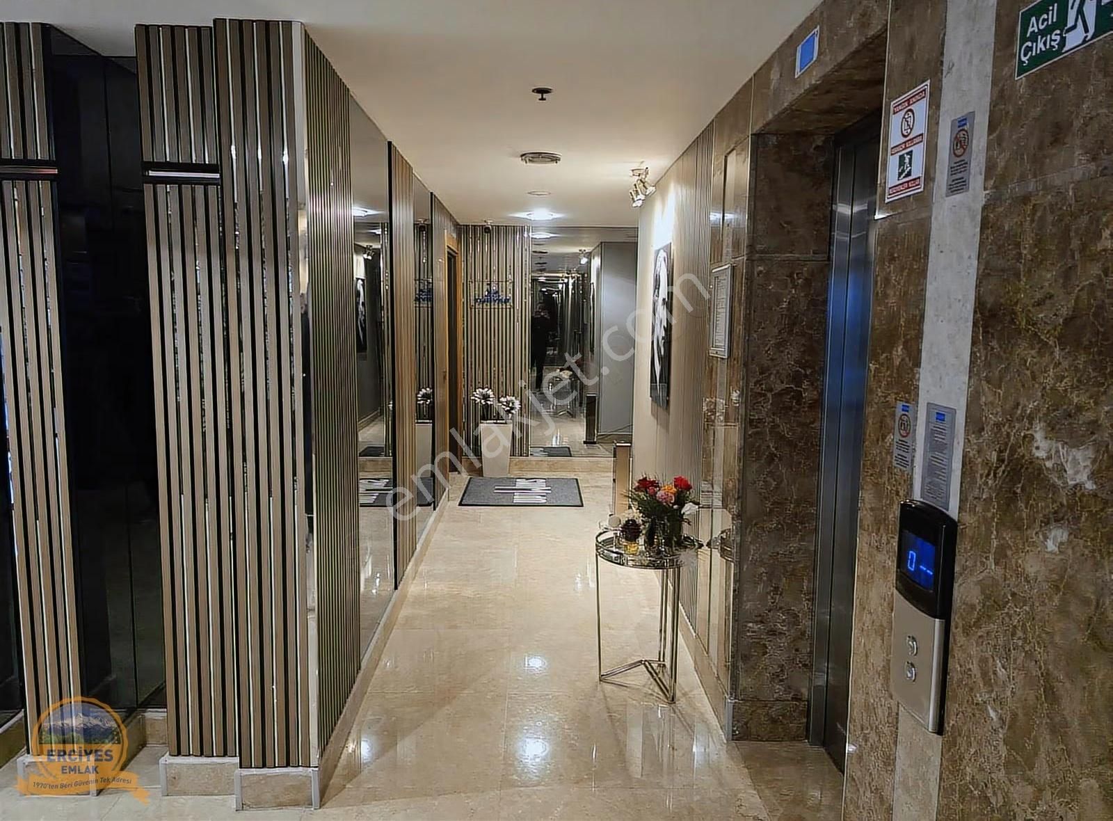 Erciyes'den Kartal Teknik Yapı Uptwins Residance 1+1 Kiralık - Görsel 27