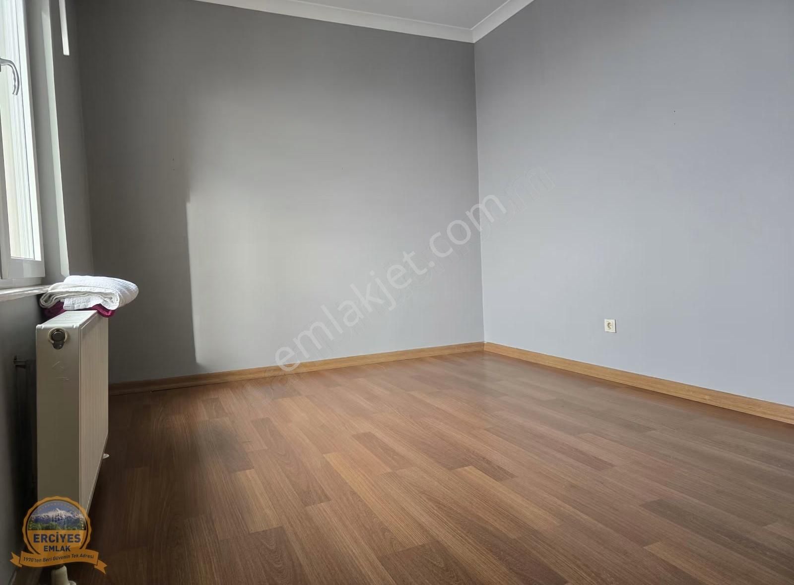 Erciyes'den Kartal Teknik Yapı Uptwins Residance 1+1 Kiralık - Görsel 19