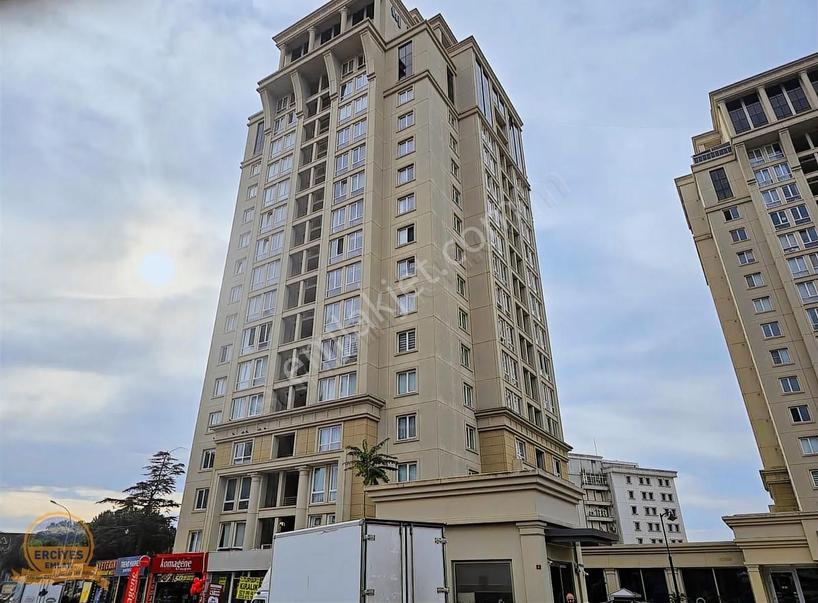 Erciyes'den Kartal Teknik Yapı Uptwins Residance 1+1 Kiralık