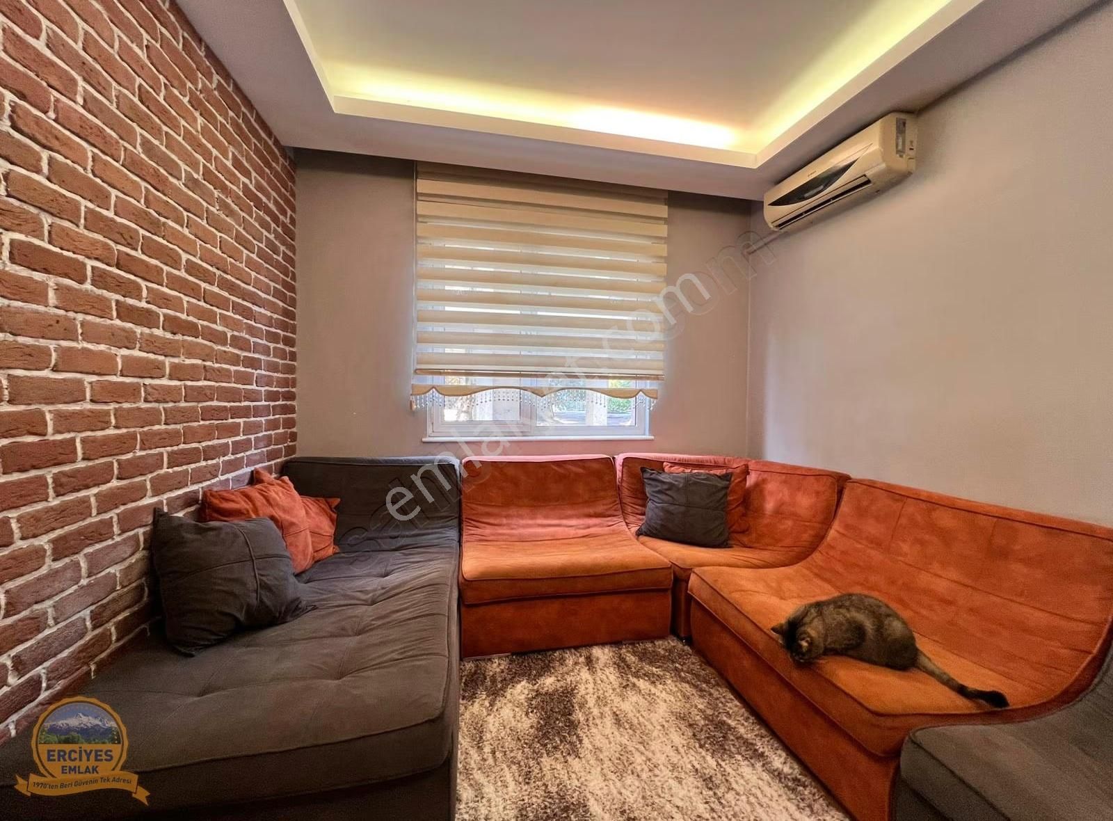 Erciyes'den Erenköy'de Katta Tek 4+1 Balkonlu, Ebeveynli 200 M² - Görsel 7