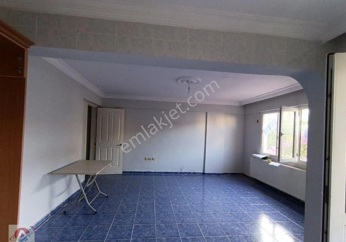 Seferihisar Cami Kebir Mh, Zemin Üstü 1. Kat - Görsel 32