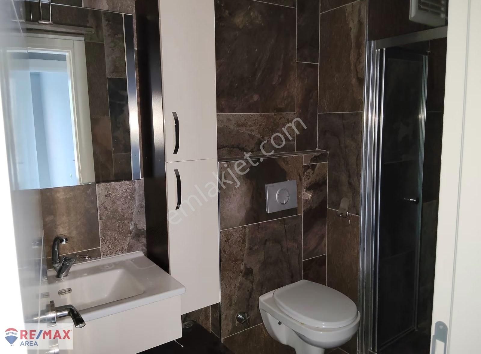 Remax Area'dan Site İçi 3+1 Kiralık Daire - Görsel 8