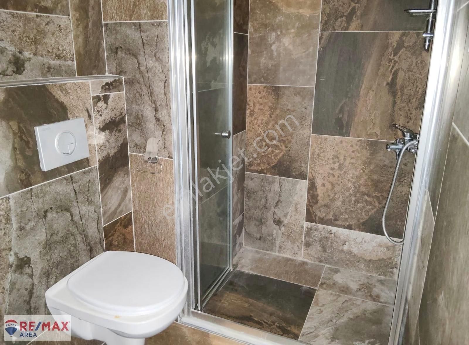 Remax Area'dan Site İçi 3+1 Kiralık Daire - Görsel 4