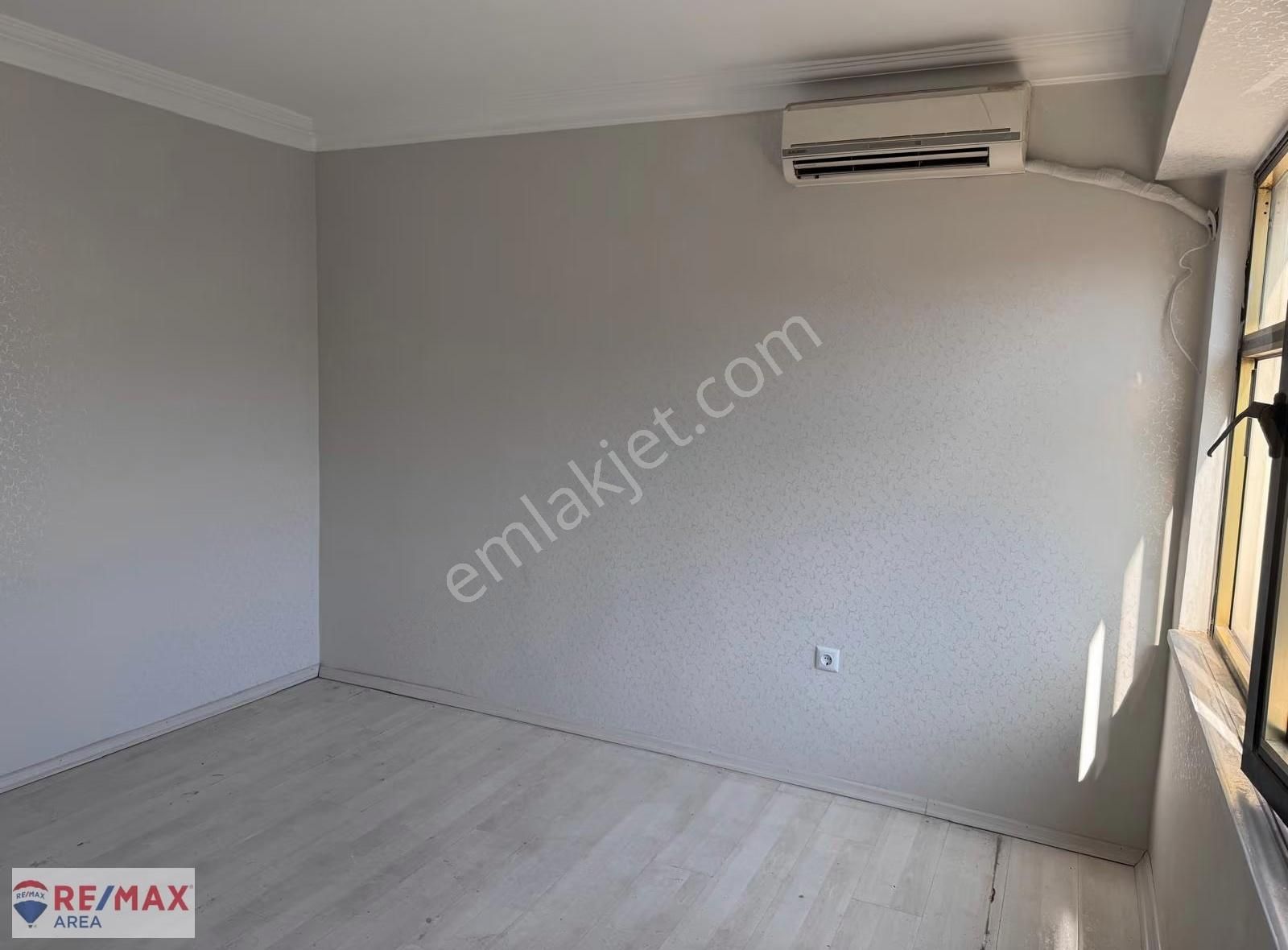 Remax Area Dan Cadde Üzeri Adliye Yanında Satılık Büro, Ofis - Görsel 3
