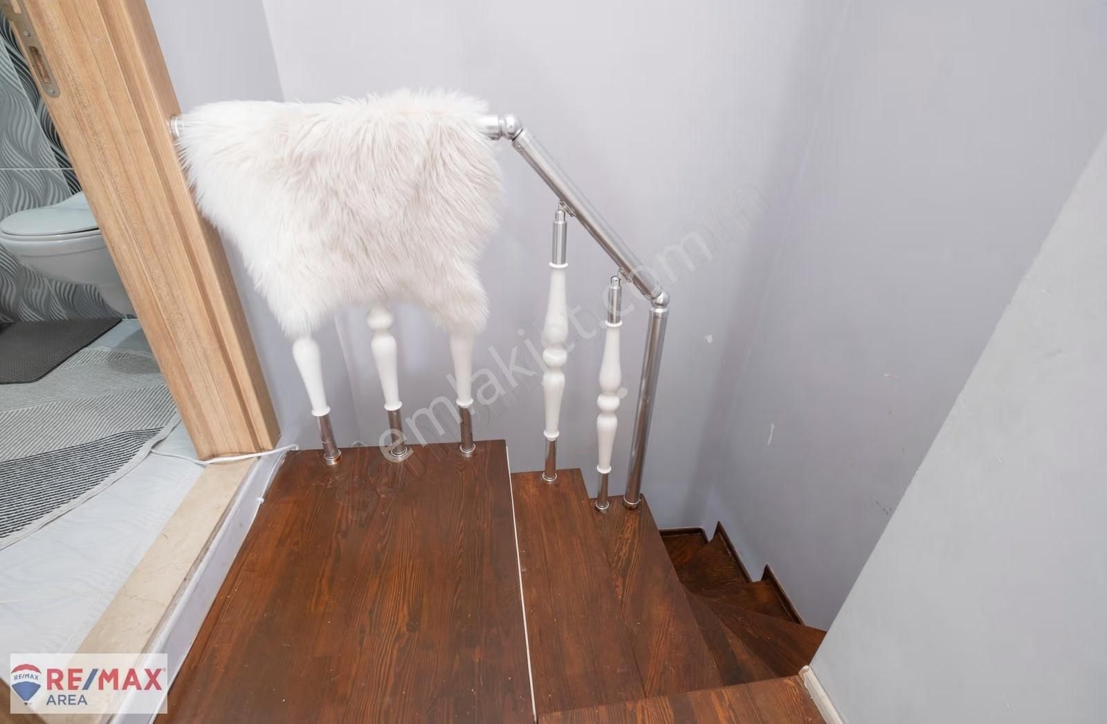 Remax Area Dan Balat Da Satılık 4+1 Geniş Teraslı Dubleks Daire - Görsel 14
