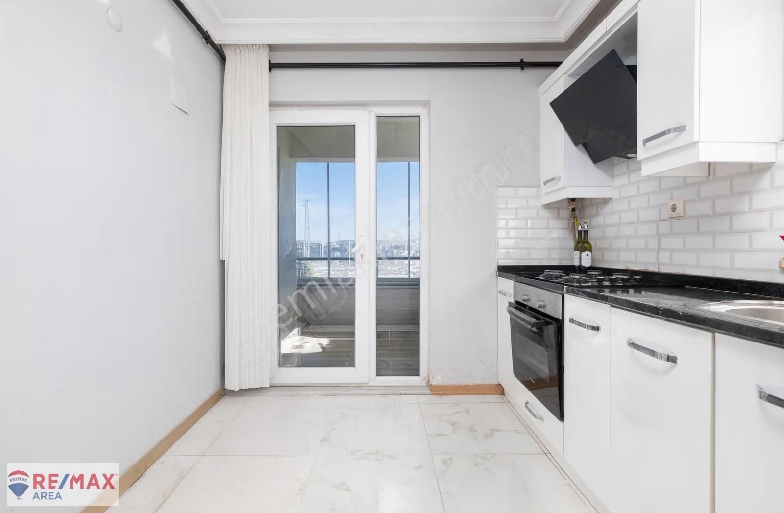 Remax Area Dan Balat Da Satılık 4+1 Geniş Teraslı Dubleks Daire - Görsel 31