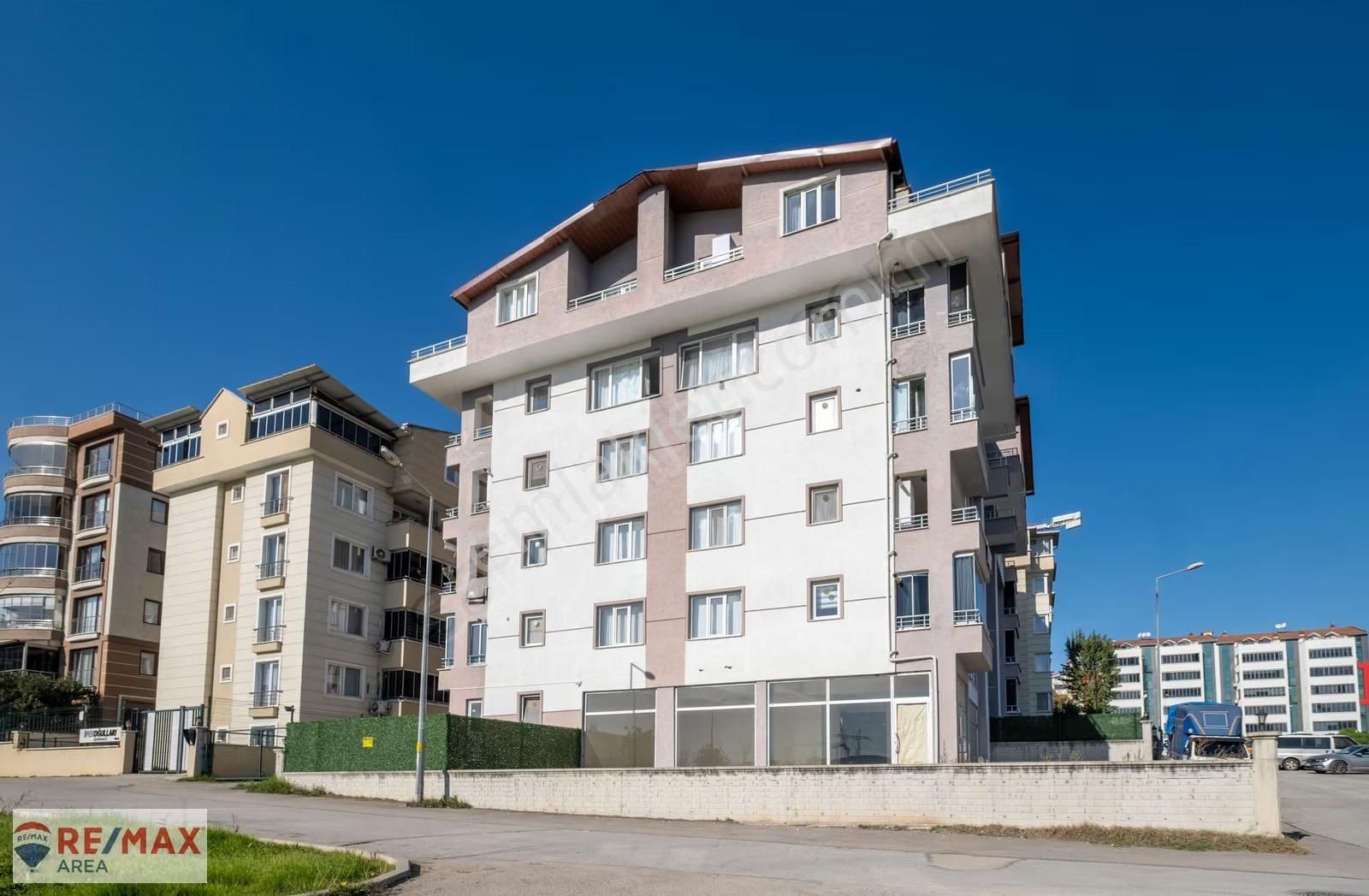 Remax Area Dan Balat Da Satılık 4+1 Geniş Teraslı Dubleks Daire - Görsel 21