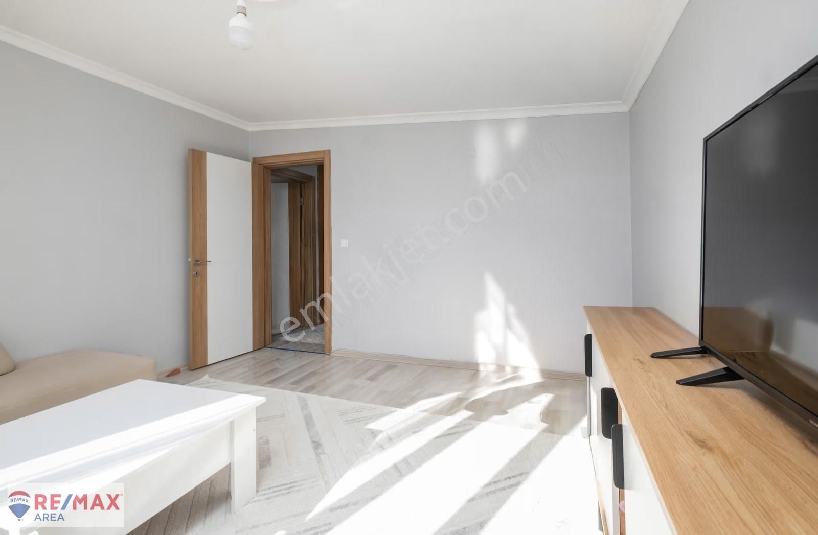 Remax Area Dan Balat Da Satılık 4+1 Geniş Teraslı Dubleks Daire - Görsel 18