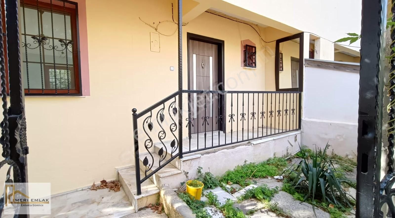 Denize 300 Metre, Bahçeli, Triplex, Eşyasız Villa - Görsel 2
