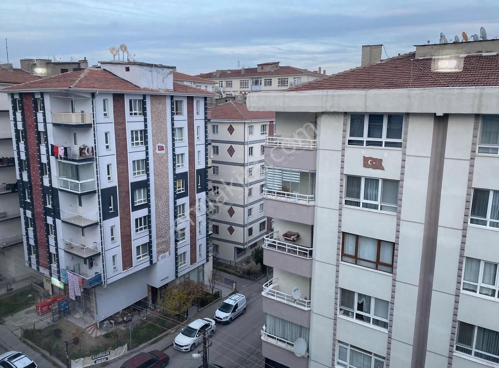 Demetgül Mahallesinde Yapılı Asansörlü Satılık 3+1 Daire - Görsel 16