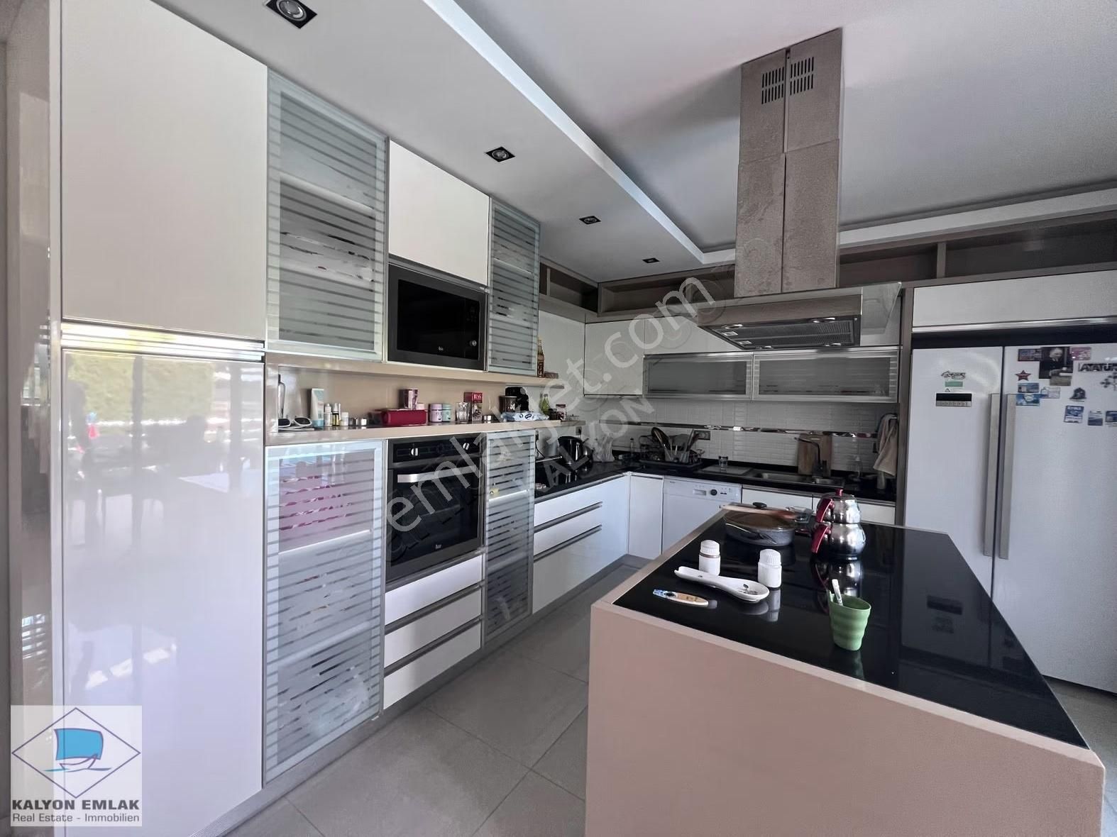 İzmir Çeşme Ilıcada Tam Müstakil Özel Havuzlu Lüks Villa - Görsel 25