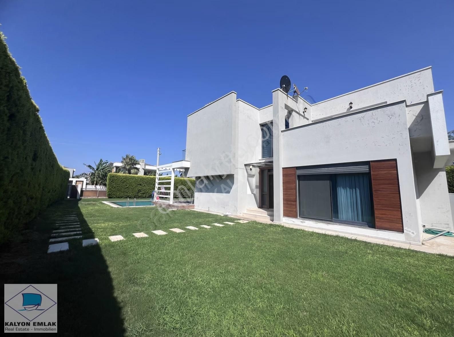 İzmir Çeşme Ilıcada Tam Müstakil Özel Havuzlu Lüks Villa - Görsel 2